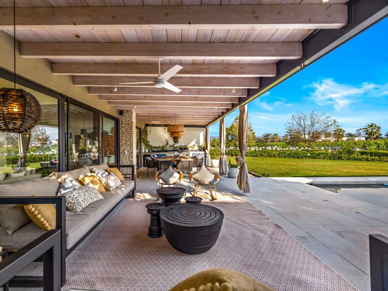 Casa Conejo — 31 photos