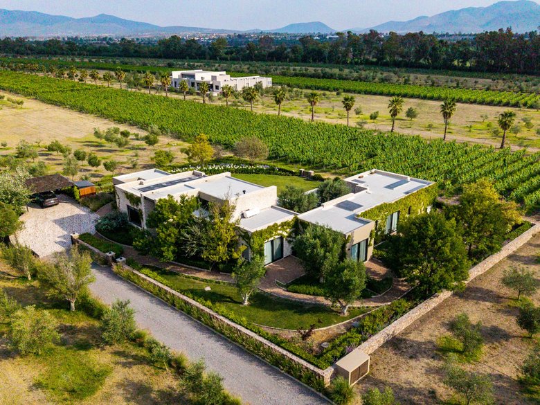 Casa Conejo — 38 photos