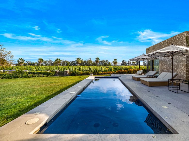 Casa Conejo — 33 photos