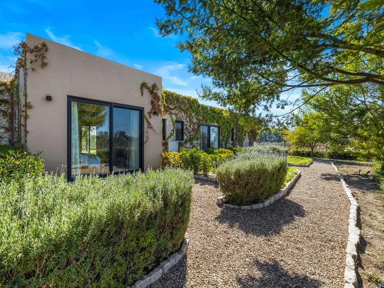 Casa Conejo — 12 photos