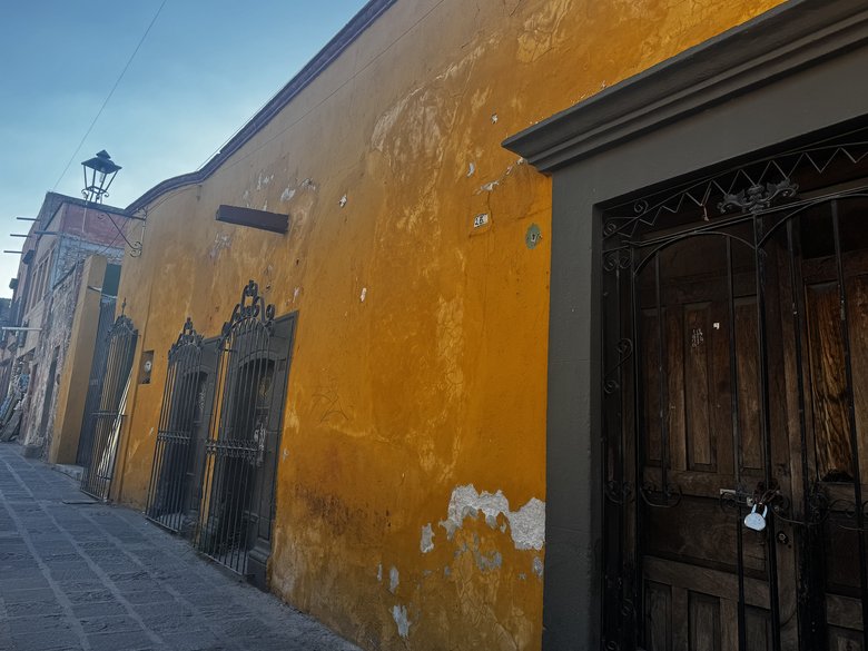 Ideal land for investors with strong commercial and residential potential, — 6 photos