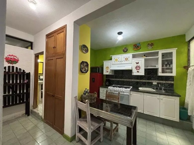 HOTEL CASA DE LOS SOLES — 9 photos