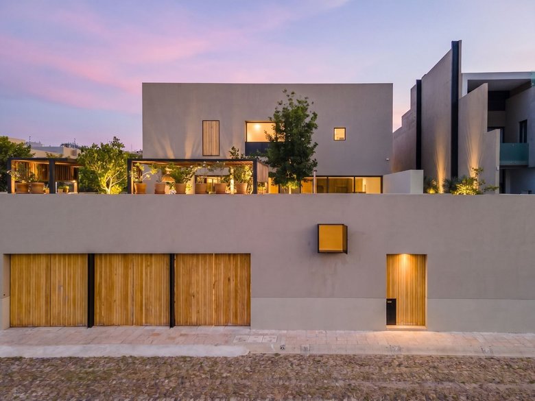 Casa Granada — 28 photos
