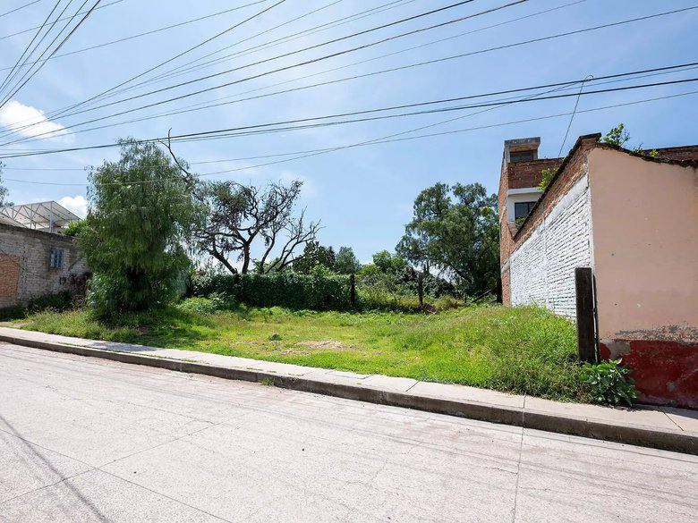 Terreno Antigua Estación FF CC — 6 photos