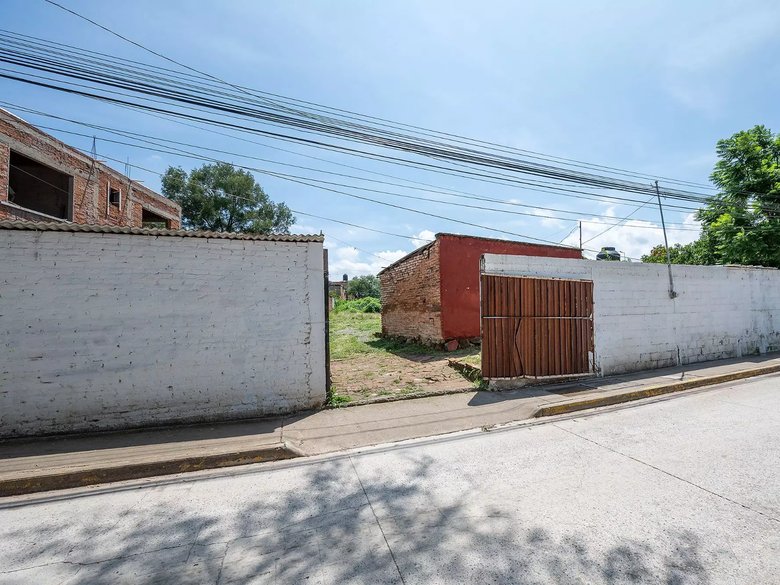 Terreno Antigua Estación FF CC — 10 photos