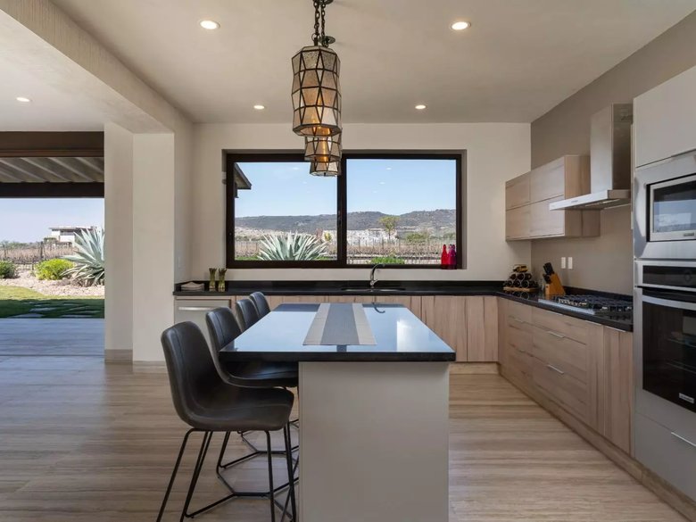 Casa Sangiovese — 9 photos