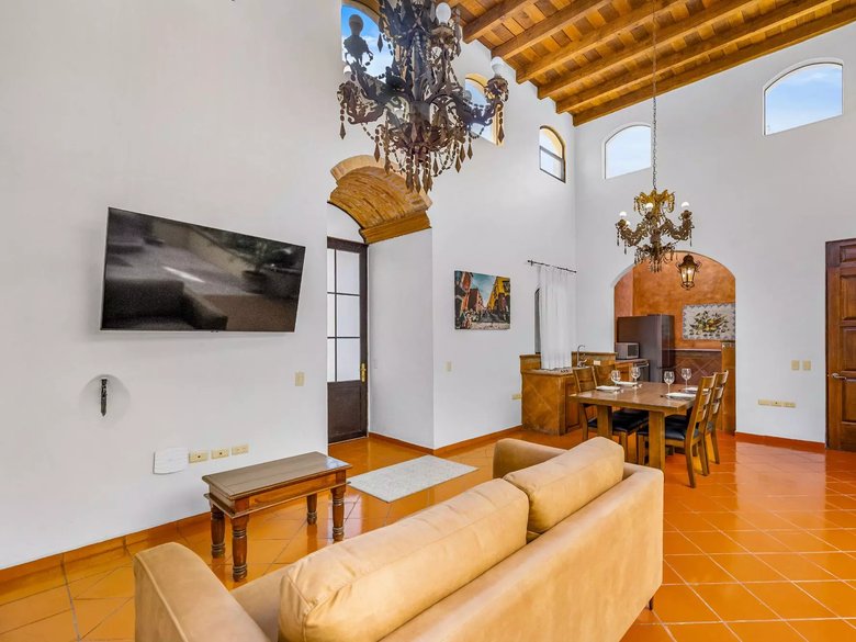 Allende Village Villa 9 — 2 photos