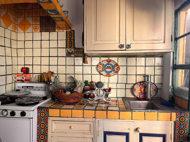 FIXER IN SAN ANTONIO — 14 photos