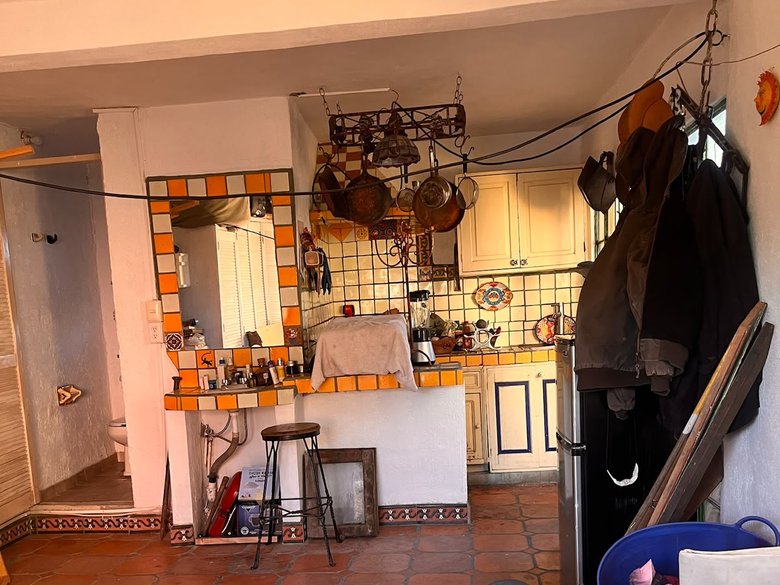 FIXER IN SAN ANTONIO — 22 photos