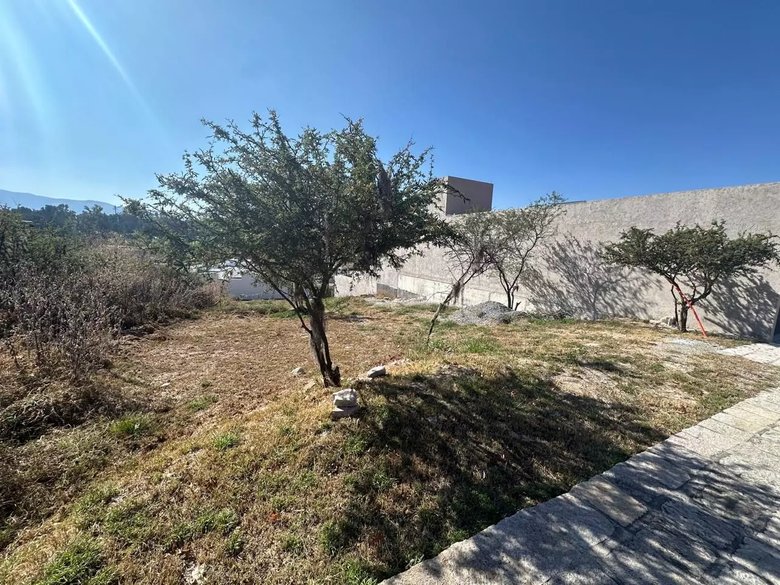 Lote Calle Leponia 109 HoyoTrece — 4 photos