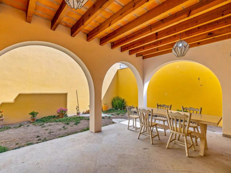 Casa Primavera — 11 photos