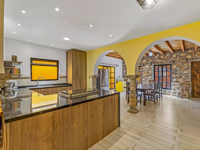 Casa Primavera — 6 photos