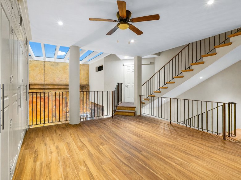 Casa Romance — 13 photos