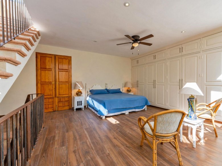 Casa Romance — 11 photos