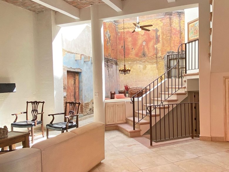 Casa Romance — 3 photos