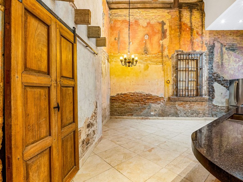 Casa Romance — 7 photos