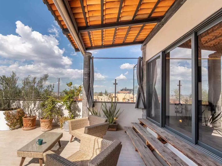 Casa Lumina — 26 photos