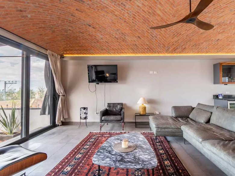 Casa Lumina — 22 photos