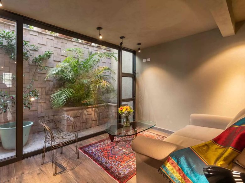 Casa Lumina — 9 photos