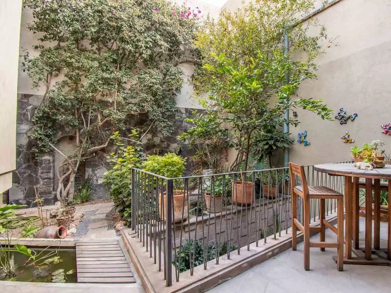 Casa Lumina — 18 photos