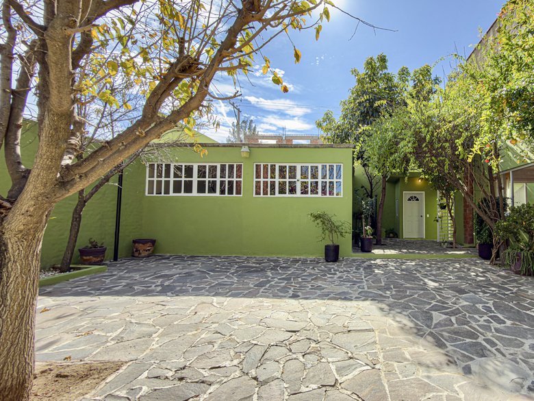 Casa Gloria — 2 photos