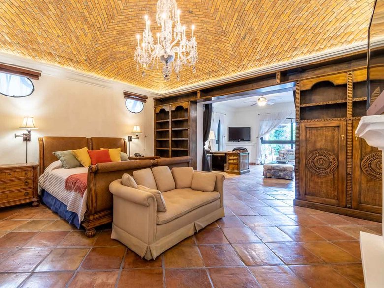 Casa Vista Picachos — 23 photos