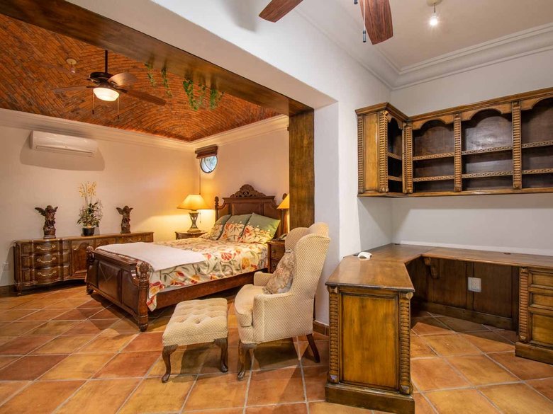 Casa Vista Picachos — 29 photos
