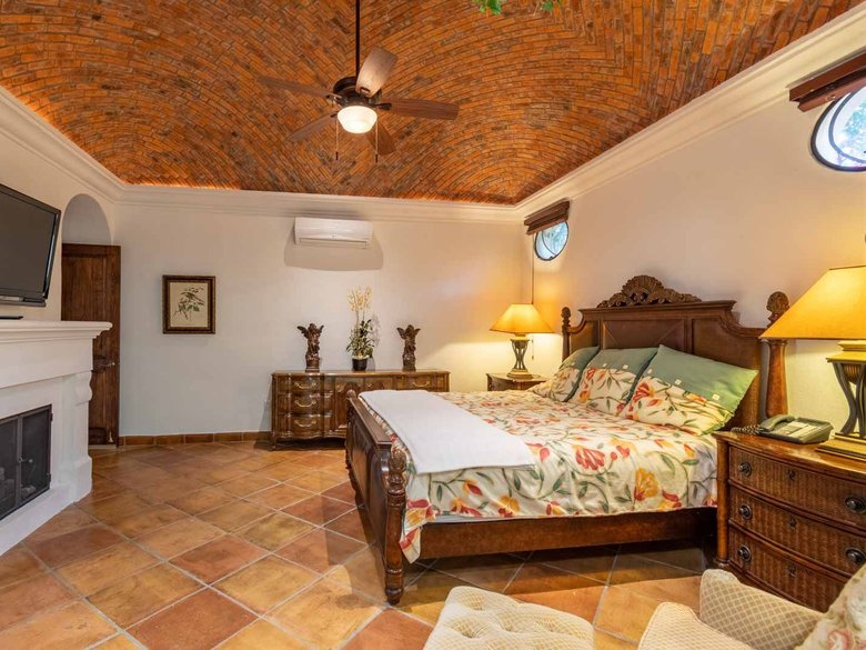 Casa Vista Picachos — 28 photos