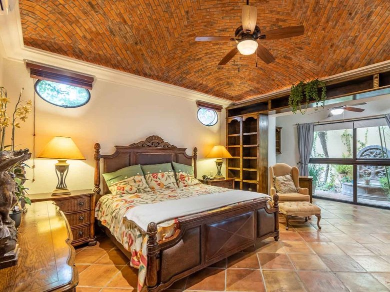 Casa Vista Picachos — 27 photos