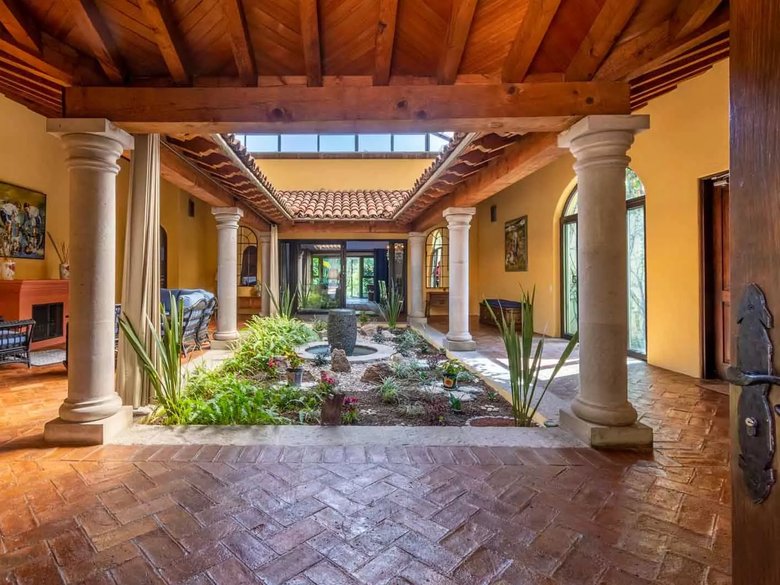 Casa Vista Picachos — 2 photos