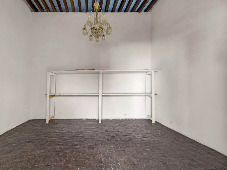 Casa Canal 42 — 13 photos