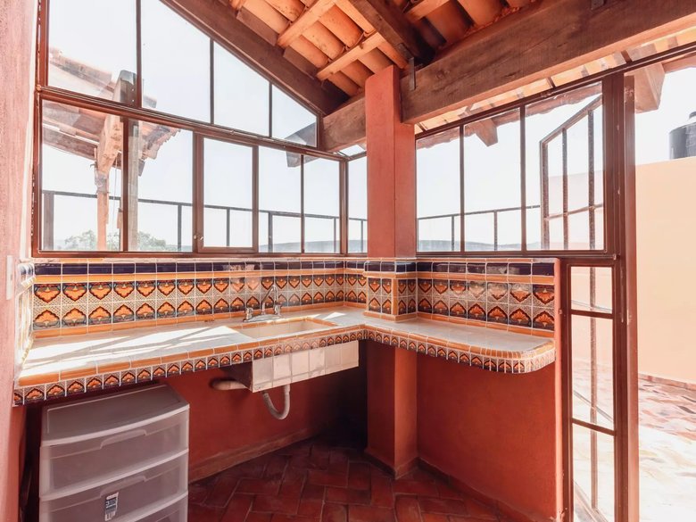 Exceptional Rental Income Property — 10 photos