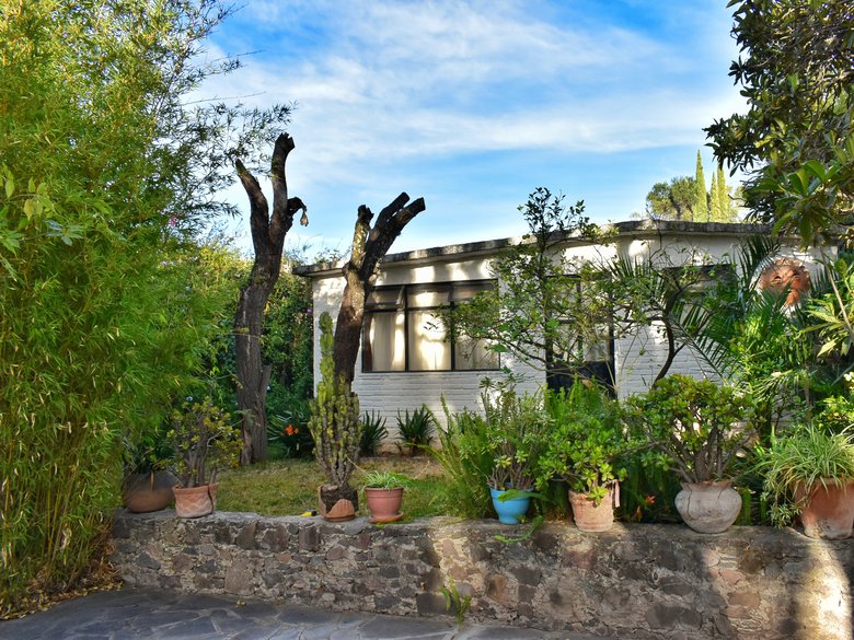 Lot Cerrojo — 8 photos