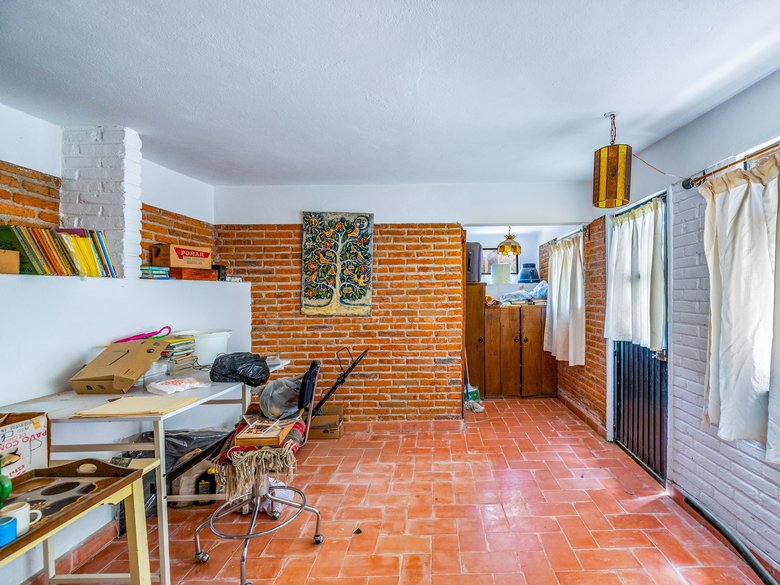 Lot Cerrojo — 7 photos