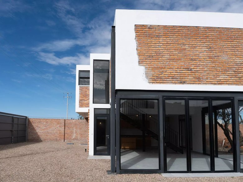 Casa Vanderwerf — 24 photos