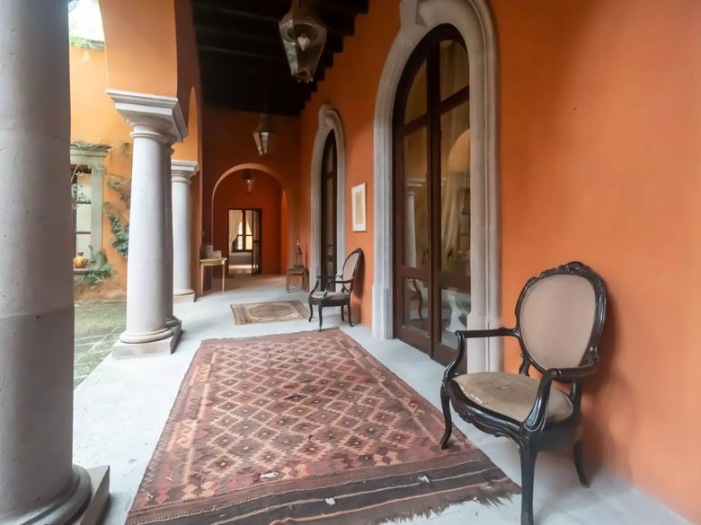 La Casona de los Cinco Patios — 7 photos