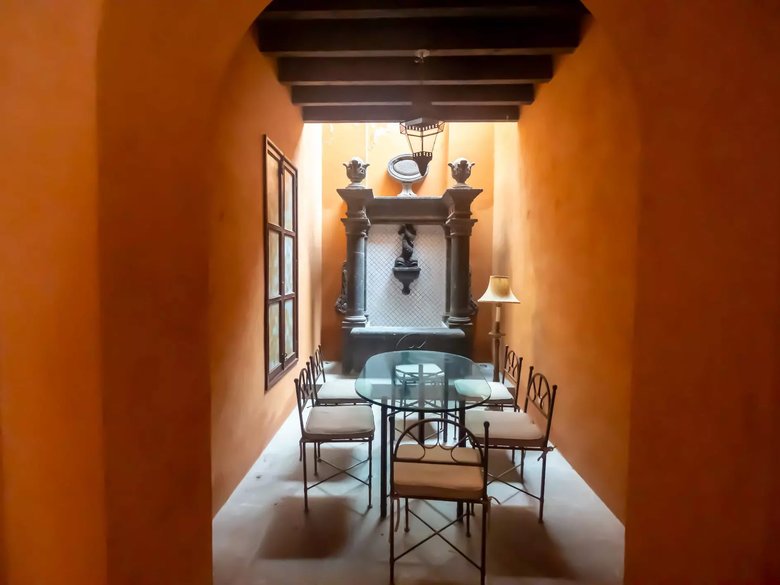 La Casona de los Cinco Patios — 4 photos