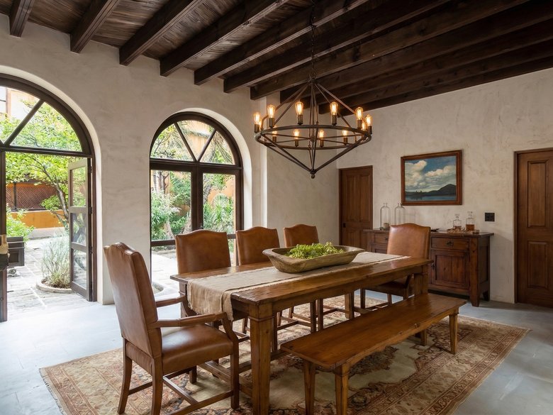 La Casona de los Cinco Patios — 8 photos
