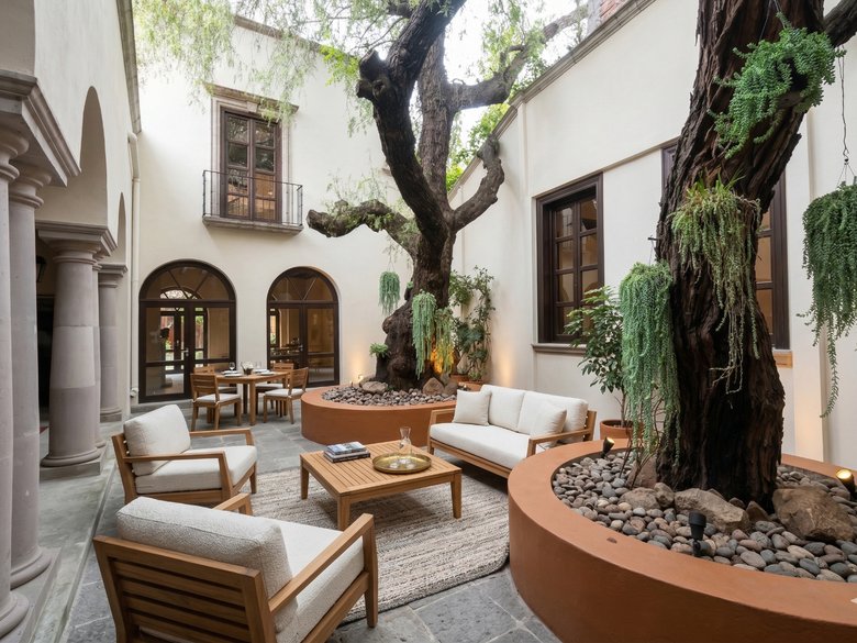 La Casona de los Cinco Patios — 5 photos