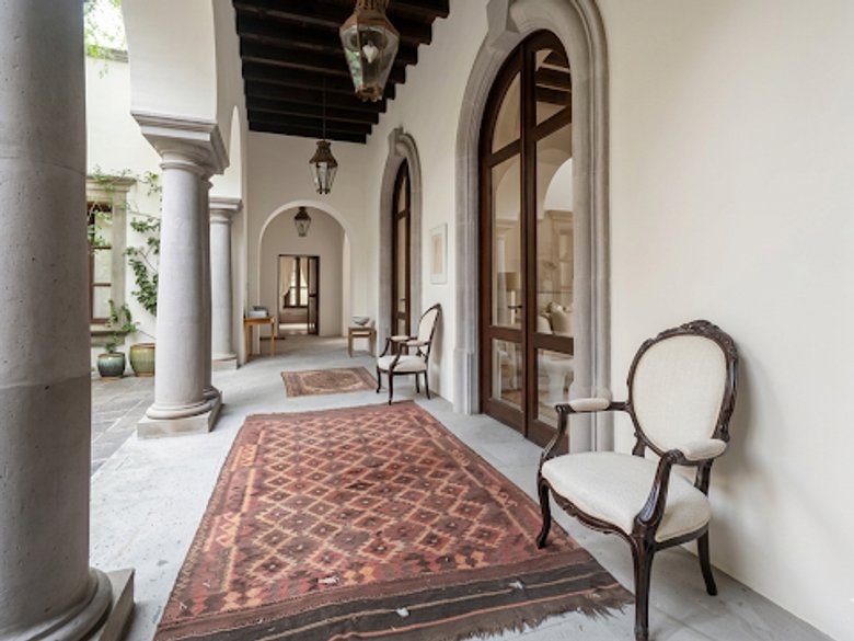 La Casona de los Cinco Patios — 7 photos