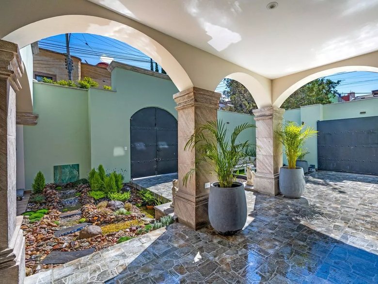 Casa Angel — 5 photos