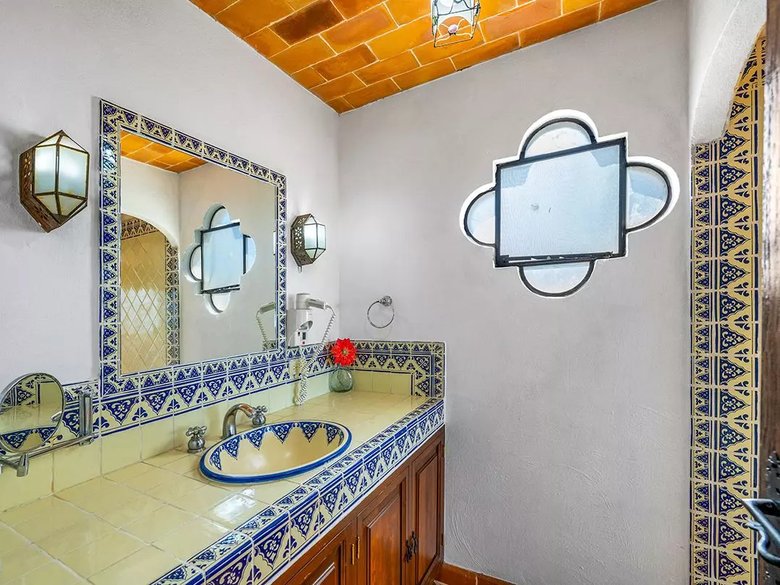 Casa M — 21 photos