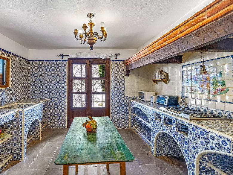 Casa M — 5 photos