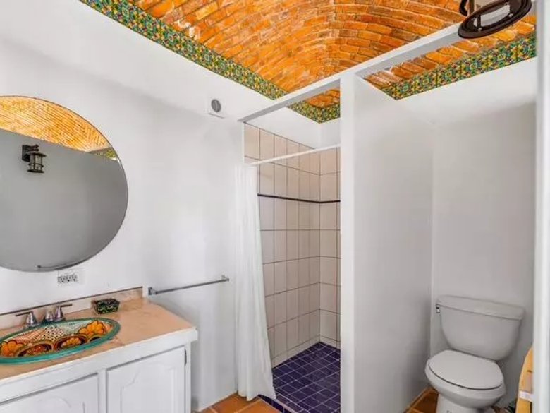 Casa Milton — 20 photos