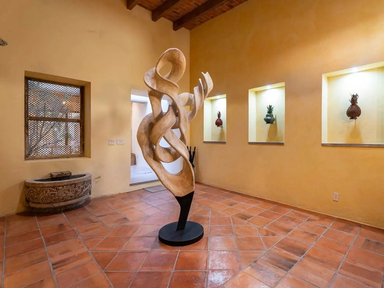 La Purisima — 2 photos