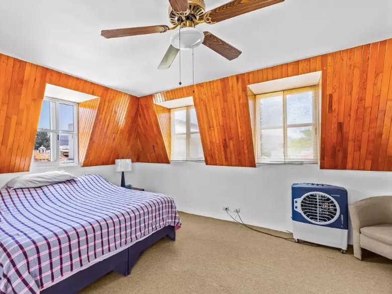 CASA ROMANA — 22 photos