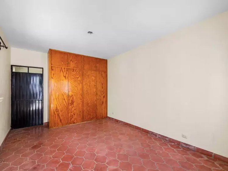 CASA ROMANA — 9 photos