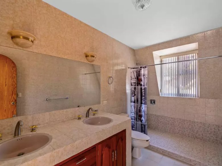 CASA ROMANA — 17 photos