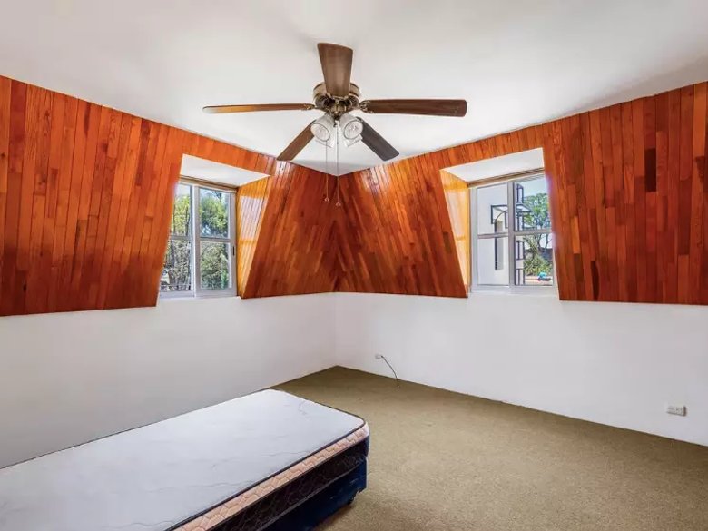 CASA ROMANA — 16 photos