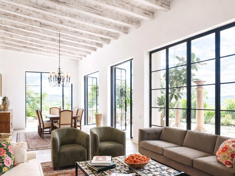 Breathtaking Casa Blanca — 6 photos